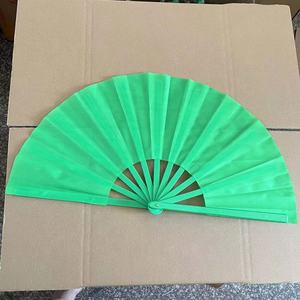 Imprimé personnalisé Durable 13 pouces en plastique de Kung Fu Ventilateur pliant Folk Art LGBT Gay Pride Ventilateur à main pour cadeau d'affaires Festival Party Utilisation - Product Image 6