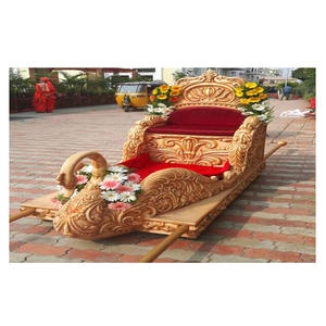 Carroza de Novia Árabe Musulmana con Diseño de Pavo Real, Color y Tamaño Personalizables, Carroza Nupcial de Madera Tratada Ligera para Decoración de Eventos - Product Image 1