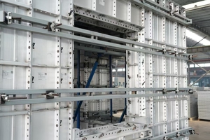 Panel de losa de hormigón de encofrado de casas prefabricadas de aleación de aluminio de materiales de construcción técnica de fábrica de China de la mejor fuente - Product Image 3