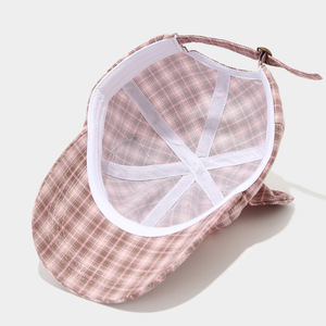 Nouvelle Arrivée Casquette de Baseball à Oreilles de Chat à Carreaux pour Femmes, Mode Extérieure, Décontractée, Usage Quotidien et Protection Solaire - Product Image 4