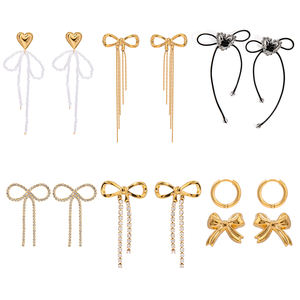 J & D Dainty takı paslanmaz çelik 18K altın inci taklidi zincirleri yay şekilli püskül uzun küpe seti - Product Image 1