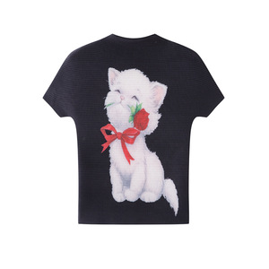 <span class=keywords><strong>Camiseta</strong></span> de manga corta con textura negra y diseño de gatito blanco con <span class=keywords><strong>volantes</strong></span> estilo Miyake para mujer, top de verano con estampado de grano de maíz - Product Image 2