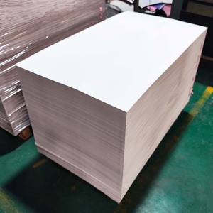 Venta al por Mayor de Papel Dúplex de Alta Calidad con Reverso Gris de 2 mm, Cartón Doble Gris de 70*100 cm, Papel Dúplex Estucado en Blanco - Product Image 2