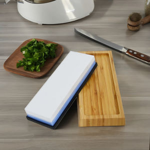 <span class=keywords><strong>Piedra</strong></span> <span class=keywords><strong>de</strong></span> <span class=keywords><strong>Afilar</strong></span> <span class=keywords><strong>Cuchillos</strong></span> <span class=keywords><strong>de</strong></span> Doble Cara con Grano 1000/6000, <span class=keywords><strong>Piedra</strong></span> <span class=keywords><strong>de</strong></span> Agua con Base <span class=keywords><strong>de</strong></span> Bambú y Logotipo Láser <span class=keywords><strong>para</strong></span> Cocina, Tipo Metal - Product Image 4