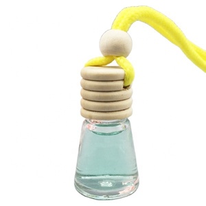 Botella difusora de coche colgante de Perfume de vidrio vacío pequeño de 4ml para <span class=keywords><strong>ambientador</strong></span> con tapa de madera - Product Image 1