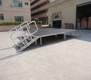 Ajustable 24 ''-48'' H 4 Patas Aluminio Móvil Etapa Evento 4x8ft Etapa Cubierta - Product Image 1