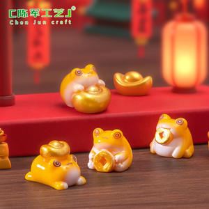 สินค้าใหม่ของเว่ยจื่อ: ของตกแต่งฉากปีใหม่แบบ DIY, ของประดับตกแต่งรถยนต์บนโต๊ะทำงาน และรูปปั้น<span class=keywords><strong>คางคก</strong></span>ทองขนาดเล็ก - Product Image 4