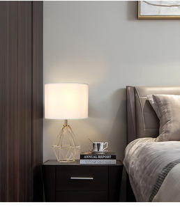 Avatto — <span class=keywords><strong>lampe</strong></span> de table nordique moderne et de luxe, en laiton doré, pour chambre à coucher, vente en gros - Product Image 3