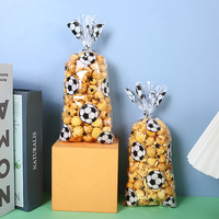 Bolsas de dulces con estampado de fútbol, bolsas de plástico para galletas para regalos de invitados, bolsa de favores de fiesta temática de fútbol de cumpleaños con lazos torcidos
