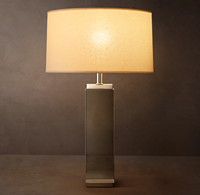 Lampe de chevet moderne E26 flexible et simple, base rectangulaire en laiton, abat-jour en lin, LED à intensité variable pour chambre et bureau
