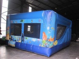 Castillo Inflable con Forma de Pez Oceánico y Tobogán para Alquiler Comercial en Fiestas - Product Image 2