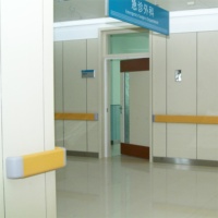 Panneau stratifié compact DEBO pour hôpital, hôtel et usage intérieur - Classe B ignifuge, résistant à la chaleur, installation facile