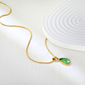 สร้อยคอจี้รูปหยดน้ำ โซ่ทอง ประดับพลอยสีเขียวสีน้ำเงิน ดีไซน์เก๋ เครื่องประดับแฟชั่นสำหรับผู้หญิง สวมใส่ได้ทุกวัน เหมาะเป็นของขวัญ - Product Image 4