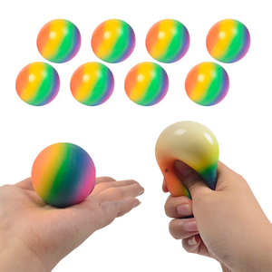 Nouveau jouet anti-stress en TPR en forme de boule arc-en-ciel, jouet de décompression très vendu, boules arc-en-ciel de 5,0 cm, jouets moelleux pour enfants - Product Image 1