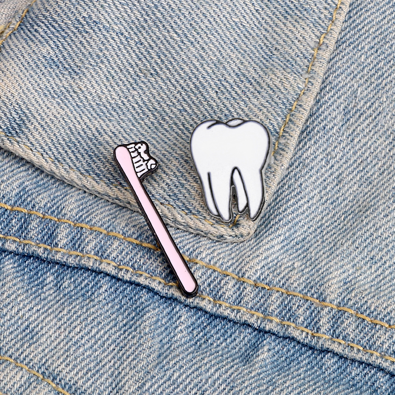 Schützen Sie Zahn broschen Schöne Zahnbürste Zähne Emaille Pins Denim Anstecknadel Cartoon Abzeichen Modeschmuck Geschenke für Kinder Kinder