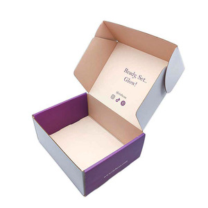 Caja <span class=keywords><strong>de</strong></span> envío con impresión <span class=keywords><strong>de</strong></span> logotipo al por mayor, caja <span class=keywords><strong>de</strong></span> <span class=keywords><strong>correo</strong></span> electrónico <span class=keywords><strong>de</strong></span> embalaje <span class=keywords><strong>de</strong></span> ropa <span class=keywords><strong>de</strong></span> regalo respetuosa con el medio ambiente con logotipo - Product Image 4