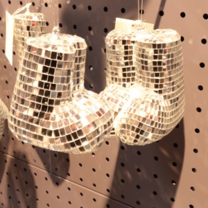 Luxurious Handmade Foam Shoe-Shaped Hanging Ornaments with <b>Mini</b> Mirror 100pcs <b>Christmas</b> <b>Tree</b> Decor - Product Image 3