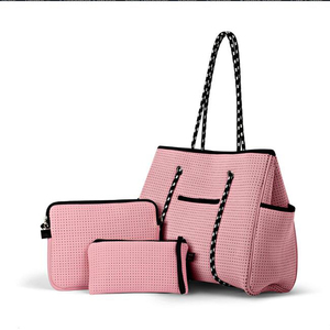 Vente en gros dames Fashional grande épaule fourre-tout sac à main en néoprène avec chaînes de décoration - Product Image 2