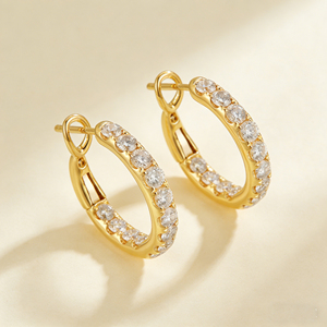 Pendientes de Aro de Oro Amarillo de 14K con Diamantes Cultivados en Laboratorio, Corte Brillante Redondo, Engaste en Canal, Estilo Clásico, para Uso Diario de Mujer - Product Image 4