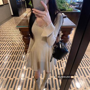 French Style V-neck Long Sleeve Knit Dress Women Natural Waist A-line Breathable Simple Design Shop Wear - Product Image 4