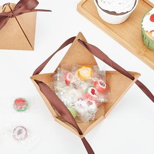 Pre-gấp Lạc Đà Kraft đồ trang sức kẹo Quà Tặng Chic an toàn bao bì giấy với Polyester Ribbon bán buôn tam giác gấp hộp - Product Image 4