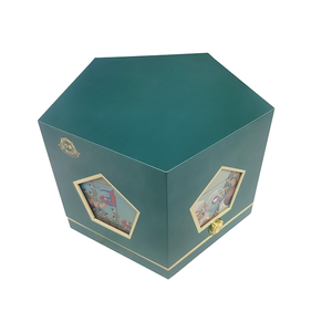 2025 Nueva caja de regalo de vino de tablero gris de doble capa con forma de pentágono con tapa en relieve de lámina dorada y Base hecha de papel - Product Image 1