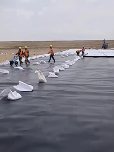 Géomembrane noire pour digesteur de biogaz, membrane anti-infiltration, film imperméable pour le dépose en champ pétrolier, bassin d'oxydation, bassin à poissons - Product Image 2