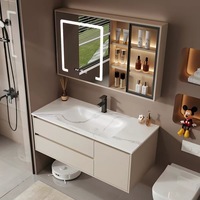 Ensemble de meuble-lavabo de salle de bain moderne personnalisé, style français, tons chauds, avec lavabo intégré en pierre frittée thermoformée