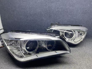 Fari per BMW <span class=keywords><strong>X1</strong></span> E84 2013 2014 2015 <span class=keywords><strong>X1</strong></span> <span class=keywords><strong>F48</strong></span> HID Xenon Gruppi Ottici Anteriori Sinistro e Destro Stile Ernia - Product Image 2