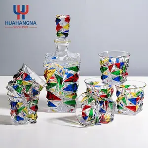 Decanter per liquore Scoth di succo unico realizzato a mano da 7 pezzi con 6 bicchieri di Whisky colorati per matrimoni da festa