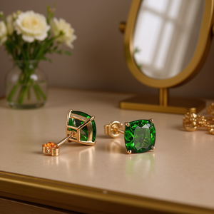 Orecchini a Perno E681 con Gemma Verde, Taglio Cushion, Placcati in Oro Rosa, Gioielli Classici da Donna - Product Image 2