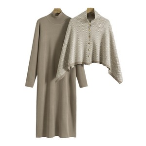 Ensemble robe tricotée pour femme, pull à manches longues et col haut avec cape, tenue deux pièces pour la mode automne-hiver - Product Image 5