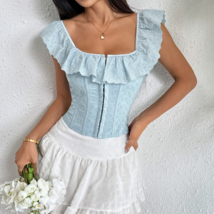 En stock Nouveauté 2026 Streetwear Crop top <span class=keywords><strong>femme</strong></span> style corset à épaules dénudées, à volants et dentelle, respirant, avec fermeture avant à agrafes et baleines - Product Image 3