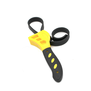 6 ''<span class=keywords><strong>clé</strong></span> <span class=keywords><strong>à</strong></span> cliquet en caoutchouc multi-<span class=keywords><strong>sangle</strong></span> lourde réglable en caoutchouc plastique Auto <span class=keywords><strong>filtre</strong></span> <span class=keywords><strong>à</strong></span> <span class=keywords><strong>huile</strong></span> ouvre-bouteille <span class=keywords><strong>clé</strong></span> <span class=keywords><strong>à</strong></span> ceinture - Product Image 5