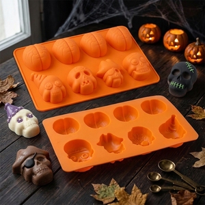 SILIKOLOVE <span class=keywords><strong>Moule</strong></span> en silicone personnalisable à 8 cavités en forme de <span class=keywords><strong>cerveau</strong></span> de pirate pour <span class=keywords><strong>Halloween</strong></span>, certifié LFGB, sans BPA, 100% qualité alimentaire, outil pour bonbons - Product Image 4