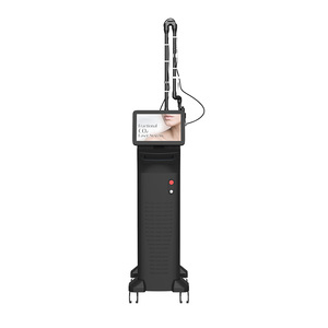Máquina de Láser Fraccional de CO2 RFTube 10600nm para Rejuvenecimiento Vaginal, Eliminación de Cicatrices, Rejuvenecimiento de la Piel, Eliminación de Pigmentos y Análisis de la Piel - Product Image 1