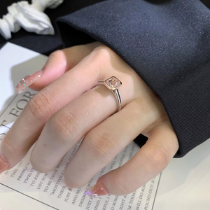 Anello Solitarie smeraldo di alta qualità di alta qualità rosa diamante da laboratorio 18K misura oro bianco anello promessa personalizzato per matrimonio - Product Image 5