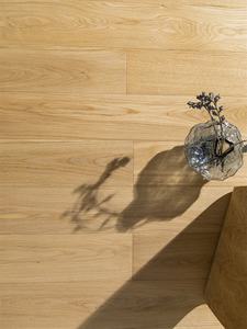 100% असली ठोस सफेद ओक लकड़ी फर्श प्राकृतिक हार्डवुड यूरोपीय डिजाइन शैली घर बेडरूम के लिए - Product Image 5