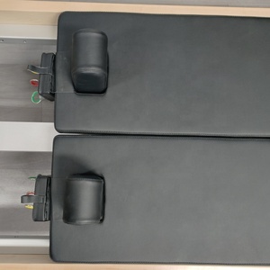 Reformer Pilates Haut de Gamme en Érable Portable pour Entraînement en Studio avec Conception à Rails Intégrés, Lit Coulissant Bidirectionnel et Demi-Tour pour le Corps - Product Image 3