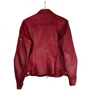 Veste en cuir véritable bordeaux pour femme, manches longues, col montant, fermeture éclair, design multi-poches - Product Image 2