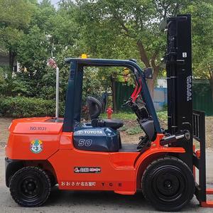 Good Performance Japan Origin Toyota Diesel <b>Forklift</b> 5 Ton Used with Engine Bearing Motor 7200KG 0-2000 Hours - Product Image 3