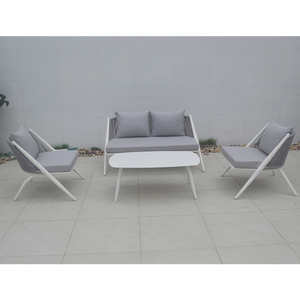 Nouvelle Arrivée - Ensemble de Mobilier de Jardin Extérieur en Aluminium avec Table Basse et Chaises en Corde Tressée - Product Image 1