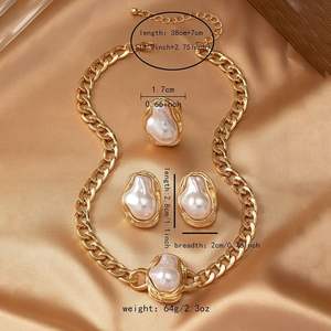 Retro Luxe Mode Stijl Parel Sieraden Set Vergulde Cubaanse Ketting Ketting Oorbel Ring Combo Voor Cadeau - Product Image 5
