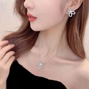 Classic Heart Design Zircon Studded 18K Gold Plated Women's Jewelry <b>Set</b>-Wedding Party & Gift Ring Necklace <b>Earrings</b> - Product Image 3
