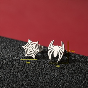 Nouvelles boucles d'oreilles gothiques en acier inoxydable asymétriques en forme <span class=keywords><strong>de</strong></span> toile d'araignée pour Halloween, accessoires pour hommes, bijoux - Product Image 2