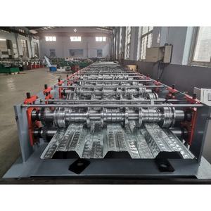 Vollautomatische Metall-Deckplatten-Fliesen-Herstellungsmaschine Stahl-Bodenbelag-Rollformmaschine - Product Image 1