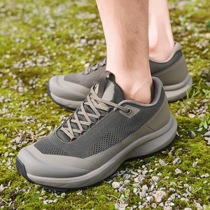 Nuevos zapatos de senderismo al aire libre para hombre, zapatos de senderismo transpirables con agujeros grandes de malla única de verano, zapatillas bajas antideslizantes resistentes al desgaste - Product Image 4