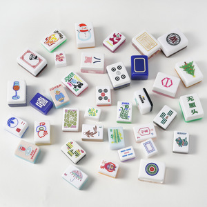 Set di Tessere Mahjong in Acrilico Cristallo con Logo Personalizzato e Stampa UV, Design Albero di Natale <span class=keywords><strong>Cartone</strong></span> <span class=keywords><strong>Animato</strong></span>, Regalo all'Ingrosso OEM - Product Image 5