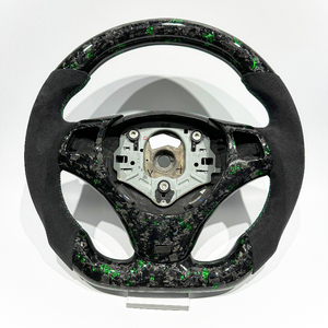 Volantes Deportivos LED de Fibra de Carbono Forjada en Verde para <span class=keywords><strong>BMW</strong></span> E92 E91 E93 E82 E84 E87 E88 E89 320i 325i 330i 328i Serie 3 Sin Levas de Cambio - Product Image 1