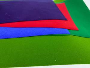 Guangyintong personnalisé transfert de chaleur vinyle PU <span class=keywords><strong>flocage</strong></span> HTV t-shirt <span class=keywords><strong>presse</strong></span> <span class=keywords><strong>pour</strong></span> vêtements vinyle - Product Image 5